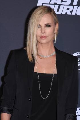 216802 Serge Arnal Starface 2017-04-05 Paris France Premiere du film Fast & Furious 8. Charlize Theron.  Copyright: xSergexArnalx xStarfacex STAR_216802_014