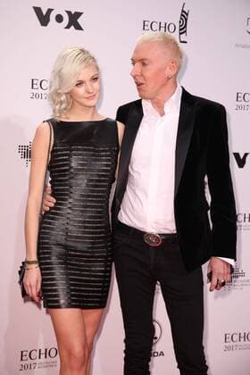 H.P.Baxxter und Lysann Geller bei der Verleihung vom Echo am 06.04.2017 in Berlin Echo Verleihung 2017 in Berlin 