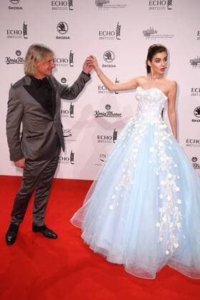 Bilder des Tages Frank Otto und Nathalie Volk bei der Verleihung vom Echo am 06.04.2017 in Berlin Echo Verleihung 2017 in Berlin 