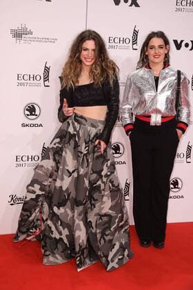 Larissa Kerner und Marie Suberg bei der Verleihung vom Echo am 06.04.2017 in Berlin Echo Verleihung 2017 in Berlin 