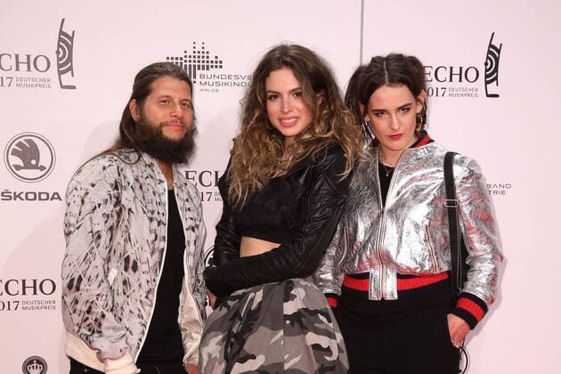 Philipp Palm, Larissa Kerner und Marie Suberg bei der Verleihung vom Echo am 06.04.2017 in Berlin Echo Verleihung 2017 in Berlin 