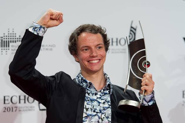 Berlin, Germany 06.04.2017, Echo 2017 Deutscher Musikpreis, DJ, Frans Zimmer, Alle Farben, mit dem Echo in der Kategorie Dance national ( DeFodi001