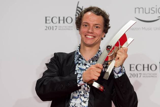 Berlin, Germany 06.04.2017, Echo 2017 Deutscher Musikpreis, DJ, Frans Zimmer, Alle Farben, mit dem Echo in der Kategorie Dance national ( DeFodi001