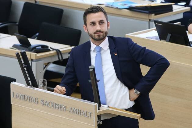 Ulrich Siegmund (AfD,Sachsen Anhalt) - Landtagssitzung im Landtag von Sachsen Anhalt - Fotografiert am 06.04.2017