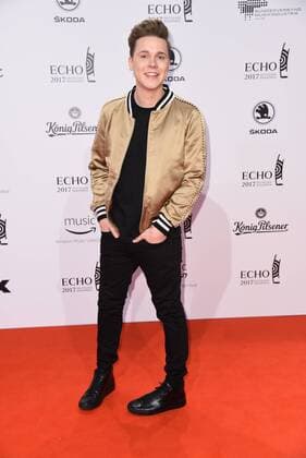 Felix Jaehn Roter Teppich zur Echo Verleihung 2017 in der Messe Berlin am 06.04.2017