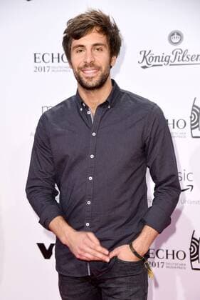 Max Giesinger Roter Teppich zur Echo Verleihung 2017 in der Messe Berlin am 06.04.2017