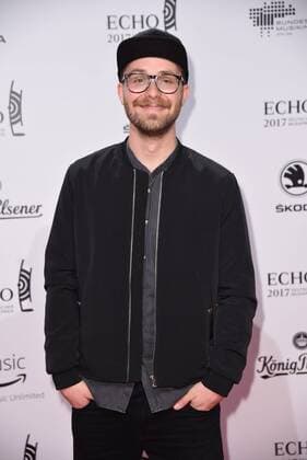 Mark Forster Roter Teppich zur Echo Verleihung 2017 in der Messe Berlin am 06.04.2017