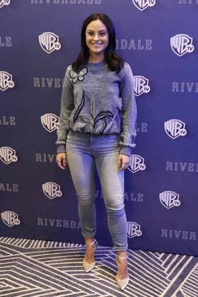 April 6, 2017 - Mexico - EUM20170406ESP21. JPG.CIUDAD DE MEXICO TV-Riverdale.- La actriz estadounidense, Camila Mendes, integrante del reparto de la serie televisiva Riverale, basada en el comic Archie, 6 de abril de 2017, en la respectiva presentacion. Foto: Agencia EL UNIVERSALIvan StephensJMA Mexico  - ZUMAu78_ 20170406_zaf_u78_069 Copyright: xElxUniversalx