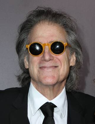 April 6, 2017 - 7 April, 2017- Hollywood, California - Richard Lewis, the premiere of Netflix s Sandy Wexler . Photo Credit: PMA AdMedia - ZUMAa123 20170406_zaa_a123_235 Copyright: xPma Admediax