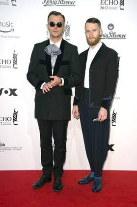 Theo Hutchcraft, Adam Anderson (Hurts) bei der 26. Verleihung des Deutschen Musikpreises Echo 2017 in der Messe Berlin. Berlin, 06.04.2017 Foto:xF.xKernx xFuturexImage