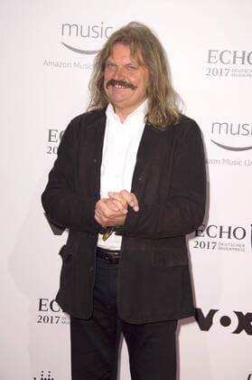 Leslie Mandoki bei der 26. Verleihung des Deutschen Musikpreises Echo 2017 in der Messe Berlin. Berlin, 06.04.2017 Foto:xF.xKernx xFuturexImage