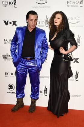 Till Lindemann (Rammstein) mit Freundin Leila Lowfire bei der 26. Verleihung des Deutschen Musikpreises Echo 2017 in der Messe Berlin. Berlin, 06.04.2017 Foto:xF.xKernx xFuturexImage