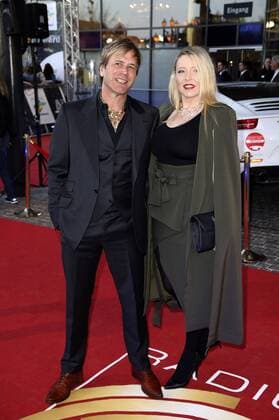 Steve Norman (Spandau Ballet) mit Freundin Sabrina bei der Verleihung des 20. Radio Regenbogen Award im Europa-Park Confertainment Center. Rust, 07.04.2017 Foto:xS.xGabschx xFuturexImage