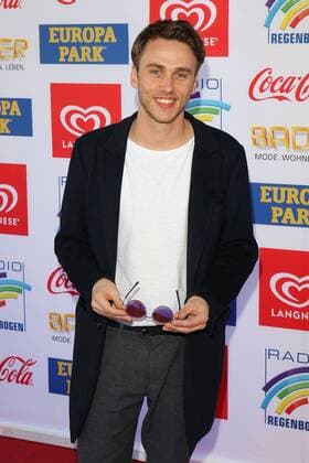 Clueso bei der Verleihung vom Radio Regenbogen Award im Europapark Rust am 7.04.2017 in Rust Radio Regenbogen Award 2017 im Europapark in Rust 