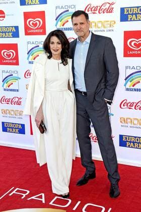 RADIO REGENBOGEN AWARD 2017. Heiko Kiesow und Iris Berben anläßlich der Verleihung des Medienpreises aus Baden-Württemberg Radio Regenbogen Award am 07.04.2017 im Europapark Rust.