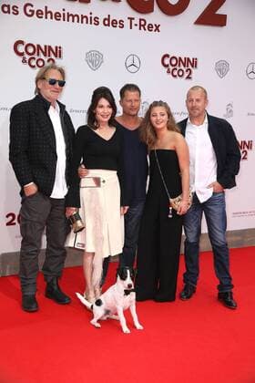 Matthias Habich, Iris Berben, Til Schweiger mit seiner Tochter Emma Schweiger und Heino Ferch bei der Conni & Co 2 Film Premiere am 9.04.2017 in Berlin Conni & Co 2 Filmpremiere in Berlin, 2017 