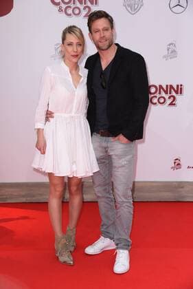 Ken Duken mit Ehefrau Marisa Leonie Bach bei der Weltpremiere des Kinofilms Conni & Co 2 im CineStar IMAX im Sony Center in Berlin am 09.04.2017