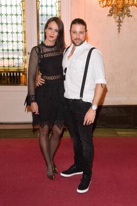 Felix von Jascheroff mit Freundin Bianca - Premiere Der Gloeckner von Notre Dame im Theater des Westens Berlin am 09.04.2017. Premiere Der Gloeckner von Notre Dame