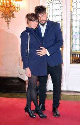 Nevio Passaro mit Freundin Verena Haber (schwanger) bei der Premiere zu dem Musical nach dem Disney-Film - Der Gloeckner von Notre Dame - im Theater des Westens, Kantstrasse, Berlin Copyright imago stock&people GmbH Tinkeres Datum: 09.04.2017 Musical Der Gloeckner von Notre Dame
