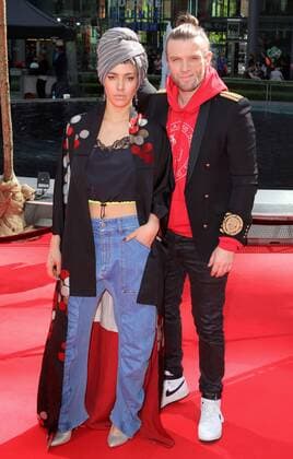 Alina Sueggeler und Andreas Weizel (Band Frida Gold) bei der Filmpremiere - Conni & Co 2 - Das Geheimnis des T-Rex - im SonyCenter, Potsdamer Platz, Berlin Copyright imago stock&people GmbH Tinkeres Datum: 09.04.2017 Filmpremiere - Conni & Co 2 -