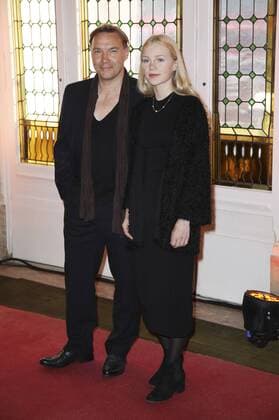 Thomas Arnold mit Tochter Louise bei der Premiere des Disney Musicals Der Glöckner von Notre Dame im Stage Theater des Westens. Berlin, 19.02.2017 Foto:xS.xGabschx xFuturexImage