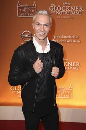 Julian David bei der Premiere des Disney Musicals Der Glöckner von Notre Dame im Stage Theater des Westens. Berlin, 19.02.2017 Foto:xS.xGabschx xFuturexImage
