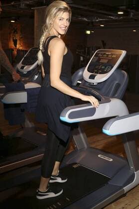 Sarah Nowak bei der Eröffnung des neuen John Reed Fitness Music Club in Wandsbek. Hamburg, 10.04.2017 Foto:xgbrcix xFuturexImage