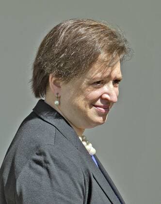 April 10, 2017 - Washington, District of Columbia, United States of America - Associate Justice of the United States Supreme Court Elena Kagan walks on the Colonnade following the ceremony where Associate Justice Neil Gorsuch took the Oath of Office from Associate Justice Anthony Kennedy in the Rose Garden of the White House in Washington, DC on Monday, April 10, 2017..Credit: CNP. Washington United States of America - ZUMAs152 20170410_zaa_s152_003 Copyright: xRonxSachsx