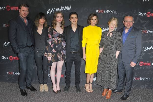 April 11, 2017 - Hollywood, California, U.S. - Ray Donovan Cast attends the SHOWTIME S RAY DONOVAN SEASON 4 Premiere held at the Directors Guild Of America in Los Angeles, California on April 11, 2017. 2017. Hollywood U.S. - ZUMAl86_ 20170411_zaf_l86_027 Copyright: xDavexLongendykex