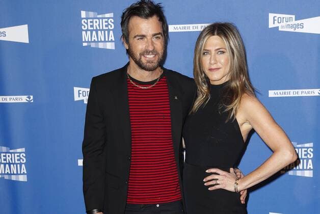 Justin Theroux et Jennifer Aniston CELEBRITES : Ouverture du Festival Series Mania - Paris - 13 04 2017 GwendolineLeGoff Panoramic 