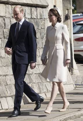 . 16 04 2017. London, United Kingdom. The Duke and Duchess of Cambridge arriving for the Easter Sunday church service at Windsor Castle, United Kingdom.  xStephenxLockx xi-Imagesx IIM-14899-0022