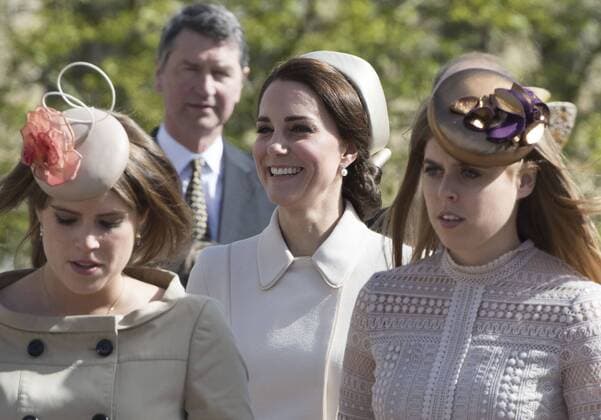 . 16 04 2017. London, United Kingdom. Princess Eugenie, Duchess of Cambridge and Princess Beatrice arriving for the Easter Sunday church service at Windsor Castle, United Kingdom.  xStephenxLockx xi-Imagesx IIM-14899-0027