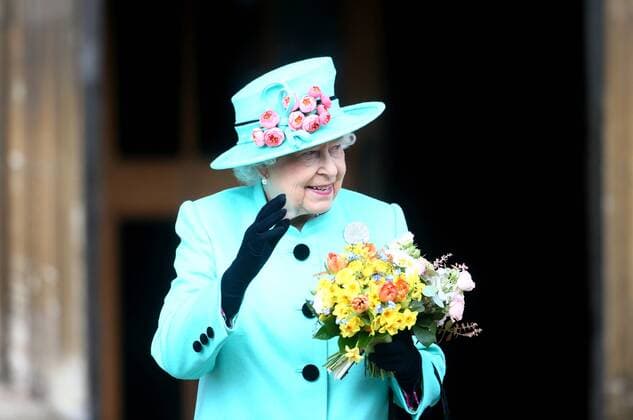 . 16 04 2017. London, United Kingdom. The Queen leaving the Easter Sunday church service at Windsor Castle, United Kingdom.  xCPNAxPOOLxx xi-Imagesx IIM-14899-0071