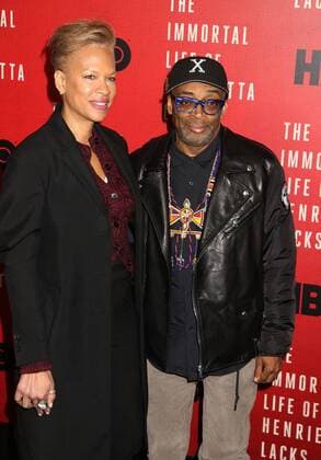 April 18, 2017 - New York, New York, U.S. - Director SPIKE LEE and his wife TONYA LEE attend the New York Premiere of The Immortal Life of Henrietta Lacks held at the SVA Theater. New York U.S. - ZUMAk03_ 20170418_zaf_k03_062 Copyright: xNancyxKaszermanx