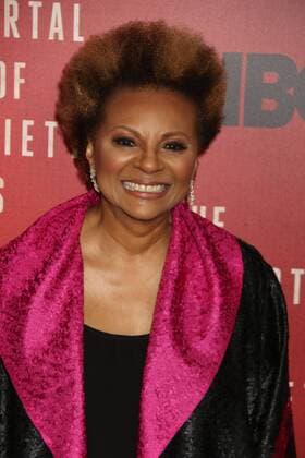 April 18, 2017 - New York, New York, U.S. - Actress LESLIE UGGAMS attends the New York Premiere of The Immortal Life of Henrietta Lacks held at the SVA Theater. New York U.S. - ZUMAk03_ 20170418_zaf_k03_018 Copyright: xNancyxKaszermanx