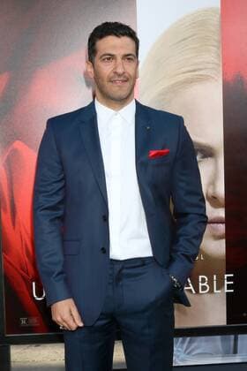 April 18, 2017 - Los Angeles, CA, USA - LOS ANGELES - APR 18: Simon Kassianides at the Unforgettable Premiere at TCL Chinese Theater IMAX on April 18, 2017 in Los Angeles, CA Los Angeles USA - ZUMAb170 20170418_zap_b170_138 Copyright: xKayxBlakex