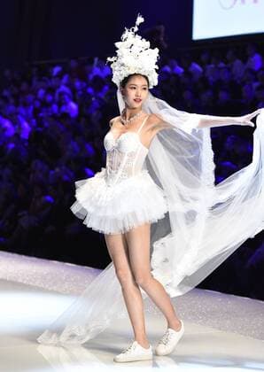 April 19, 2017 - Shenzhen, Shenzhen, China - Shenzhen, CHINA-April 19 2017: (EDITORIAL USE ONLY. CHINA OUT) A model presents one piece of Oleno creation during the 2017 China (Shenzhen) International Brand Underwear Fair in south China s Shenzhen, April 19th, 2017. Shenzhen China  - ZUMAs145 20170419_zaa_s145_209 Copyright: xOuxJinweix