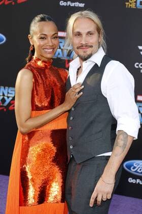 Zoe Saldana und ihr Ehemann Marco Perego bei der Guardians Of The Galaxy Vol. 2 Film Premiere am 19.04.2017 in Hollywood, Los Angeles Guardians Of The Galaxy Vol. 2 Filmpremiere in Hollywood, Los Angeles, 2017 