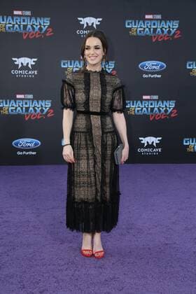 April 19, 2017 - 19 April 2017 - Hollywood, California -Elizabeth Henstridge. Premiere Of Disney And Marvel s Guardians Of The Galaxy Vol. 2 held at Dolby Theatre. Photo Credit: PMA AdMedia - ZUMAa123 20170419_zaa_a123_282 Copyright: xPma Admediax