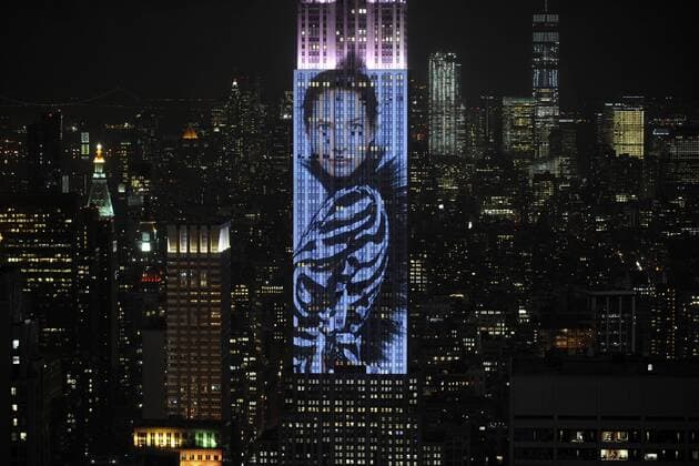 Blick auf das Empire State Building beim Harper s Bazaar s 150th Anniversay Event mit Motiven aus 15 Decaden aus Bazaar s Archiven. New York, 19.04.2017 Foto:xD.xVanxTinex xFuturexImage