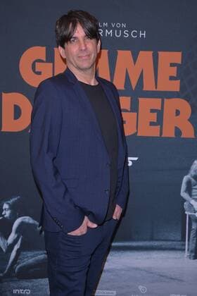 Eric Benson Ankunft Iggy POPs Birthday Bash zum Konzert Kinofilm GIMME DANGER im KIno International in Berlin am 20.04.2017