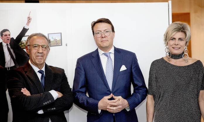 22-04-2017 Amsterdam Prince Constantijn and Princess Laurentien with Burhan Ozbilici during the World Press Photo 2016 award at the muziekgebouw ’t IJ in Amsterdam.  Copyright: xppe nieboerx