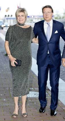 22-04-2017 Amsterdam Prince Constantijn and Princess Laurentien with Burhan Ozbilici during the World Press Photo 2016 award at the muziekgebouw ’t IJ in Amsterdam.  Copyright: xppe nieboerx