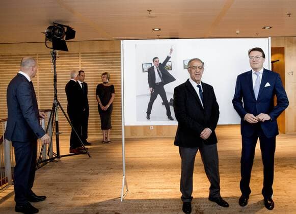 22-04-2017 Amsterdam Prince Constantijn and Princess Laurentien with Burhan Ozbilici during the World Press Photo 2016 award at the muziekgebouw ’t IJ in Amsterdam.  Copyright: xppe nieboerx
