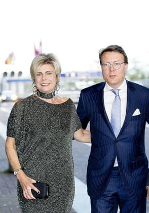 22-04-2017 Amsterdam Prince Constantijn and Princess Laurentien with Burhan Ozbilici during the World Press Photo 2016 award at the muziekgebouw ’t IJ in Amsterdam.  Copyright: xppe nieboerx
