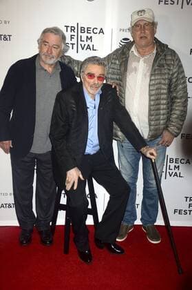Robert De Niro, Burt Reynolds und Chevy Chase bei der Premiere von Dog Years auf dem Tribeca Film Festival 2017 im Cinepolis Chelsea. New York, 22.04.2017 Foto:xD.xVanxTinex xFuturexImage