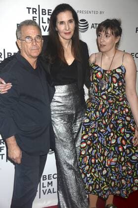Andrew Fierberg, Laurie Simmons und Lena Dunham bei der Premiere von My Art auf dem Tribeca Film Festival 2017 im Cinepolis Chelsea. New York, 22.04.2017 Foto:xD.xVanxTinex xFuturexImage