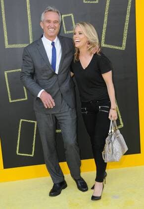 April 24, 2017 - Westwood, CA, United States - 24 April 2017 - Westwood, California - Robert F. Kennedy, Jr., Cheryl Hines. National Geographic s Premiere screening of Genius held at Fox Theater in Westwood. Photo Credit: AdMedia Westwood United States - ZUMAa123 20170424_zaa_a123_209 Copyright: xBirdiexThompsonx