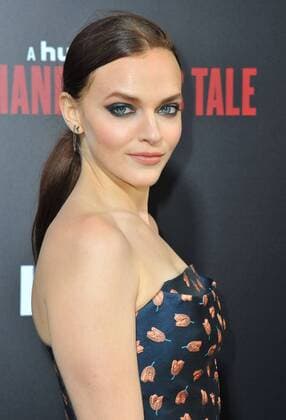 April 25, 2017 - Hollywood, California, U.S. - Madeline Brewer attends The Los Angeles Premiere of The Handmaid s Tale held at the Arclight Cinerama Dome in Hollywood, California on April 25, 2017. 2017 Hollywood U.S. - ZUMAl86_ 20170425_zaf_l86_010 Copyright: xDavexLongendykex