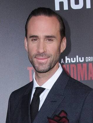 April 25, 2017 - Hollywood, CA, United States - 25 April 2017 - Hollywood, California - Joseph Fiennes. Los Angeles premiere of Hulu s The Handmaid s Tale held at ArcLight Hollywood in Hollywood. Photo Credit: AdMedia Hollywood United States - ZUMAa123 20170425_zaa_a123_060 Copyright: xBirdiexThompsonx